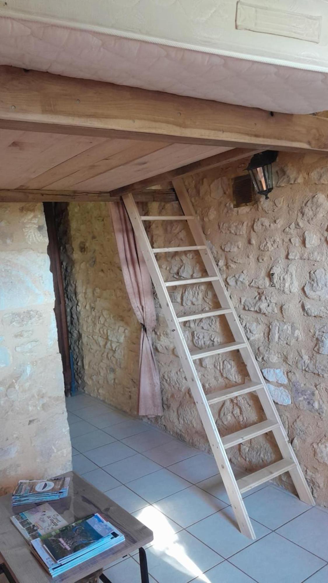 Gite Lot'Ivier Piscine Nature Lot Montayral المظهر الخارجي الصورة